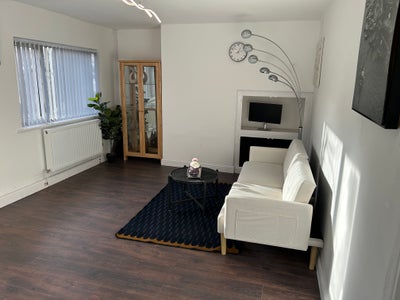 🏡 Furnished Rooms Available – Little Hulton  Main Photo