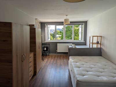 🌕 Spacious room + balcony  - from 1st JULY 🌕 Main Photo