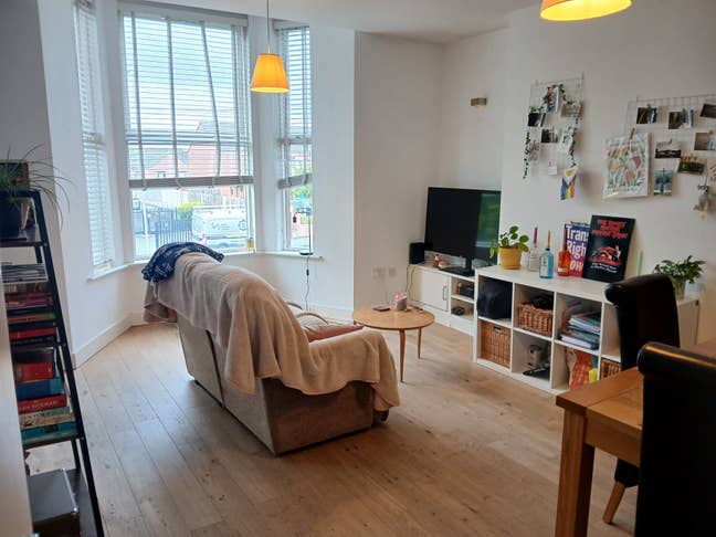 2 Bedroom Flat Share Liverpool L7 - Girls pref. Main Photo