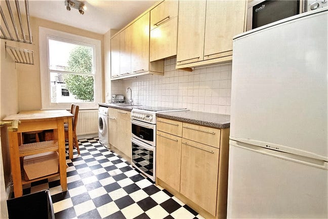 Stylish Room in a Friendly House Share! Main Photo