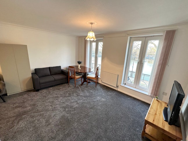 🏡 Spacious room with private garden - 1st JULY🏡  Main Photo