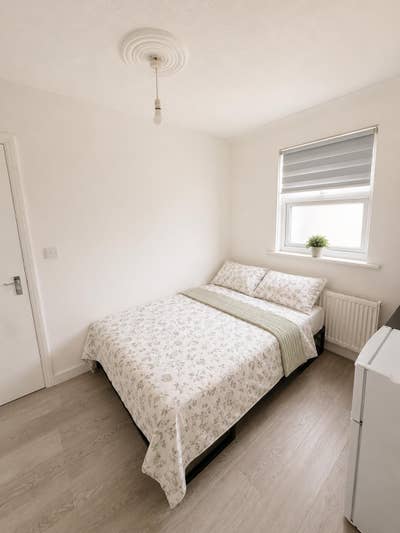 Double Room for 1 Person | Zero Deposit Main Photo