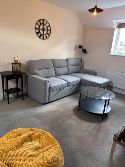 Room to rent Main Photo