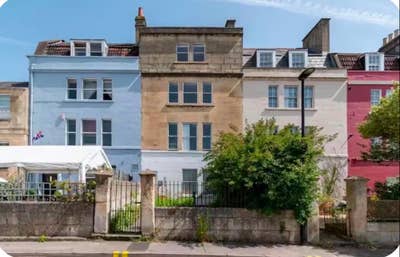 Double Room with Views & Private Parking -Larkhall Main Photo