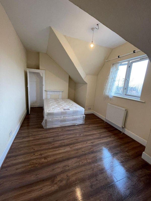 All Bills Included-Fully Furnished 2 Bedrooms Main Photo