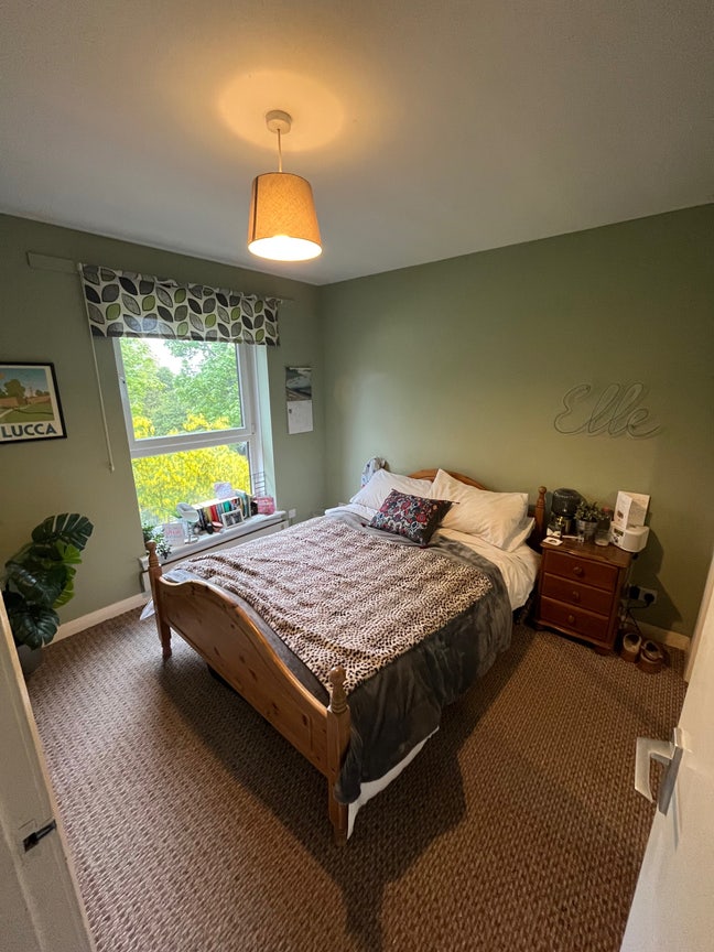 Roseburn 2-bed Flat (1 female flatmate) Main Photo
