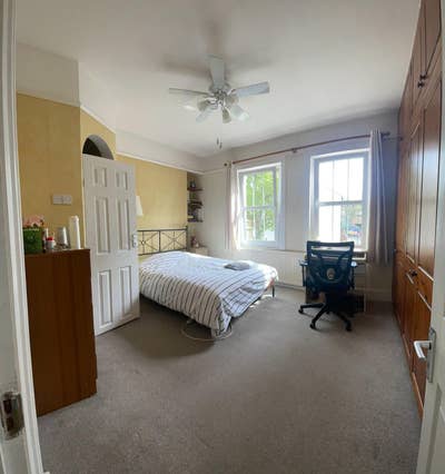 Large Ensuite Room Available Now in Zone 1 Main Photo