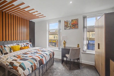 Stunning En-Suite Rooms w/ Kitchenettes|SK5 Main Photo