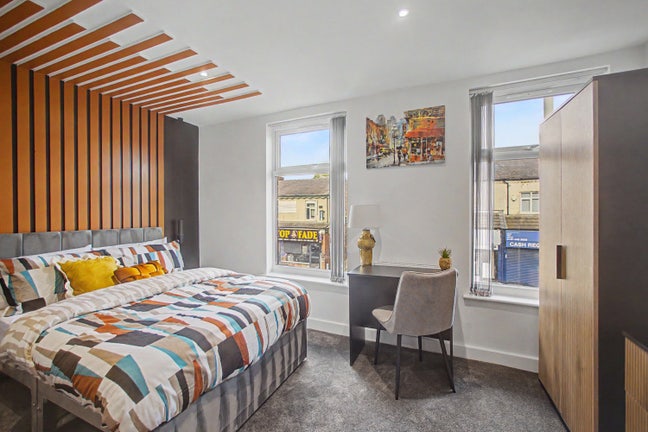 Stunning En-Suite Rooms w/ Kitchenettes|SK5 Main Photo