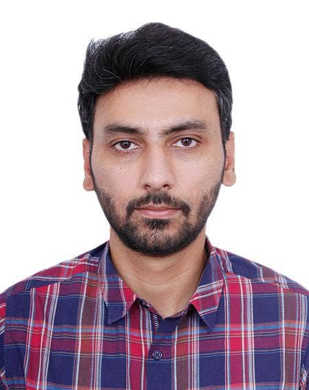 I am looking for a single room or shared room M16 Main Photo