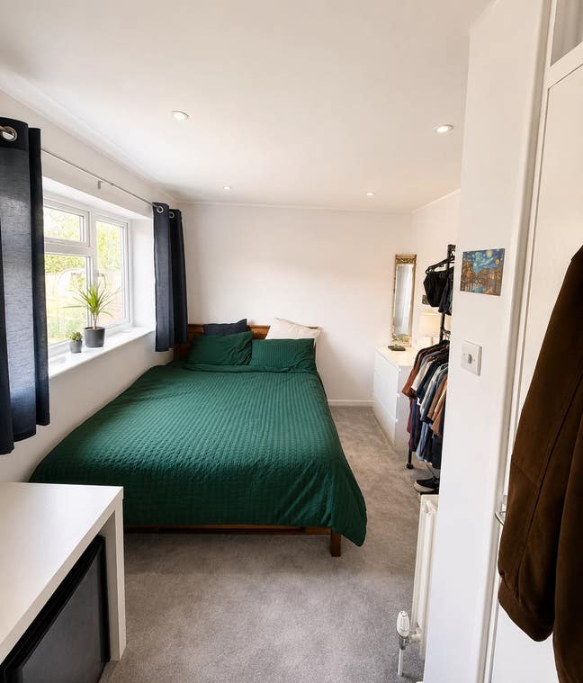 One room left in a cosy house, great value rent Main Photo