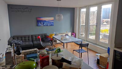 A room in a Pent House, all bills included Main Photo
