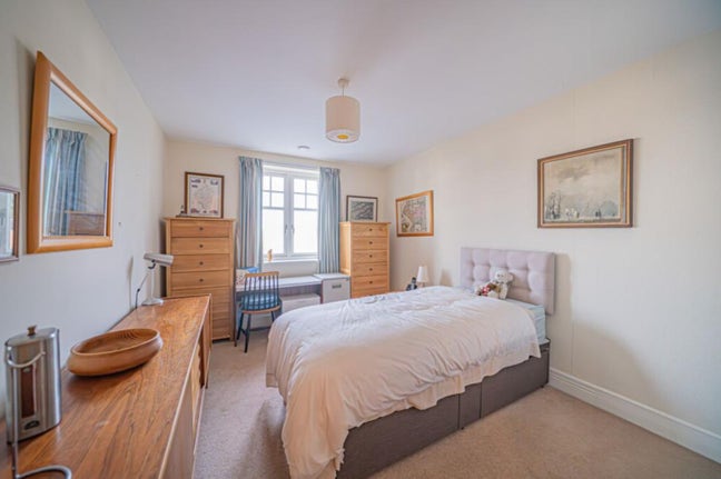 ✨East London Rooms| Bills Included | Available Now Main Photo