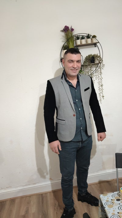39 year old Male seeks a double room Main Photo