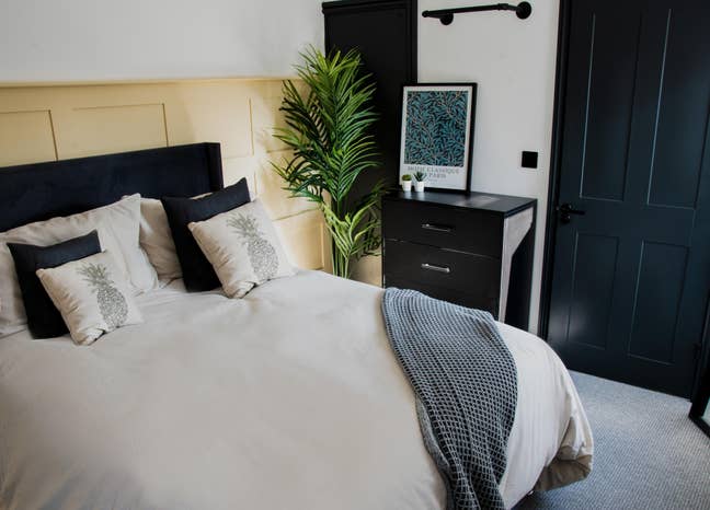 Stunning Ensuite Room - Belmont Road, Brislington Main Photo
