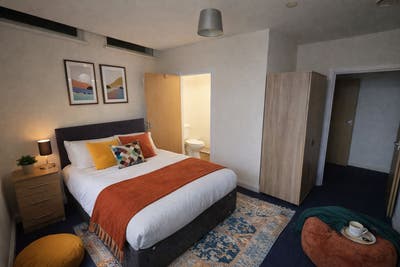 1 room available in a 2-bed flat in Bridgwater Main Photo