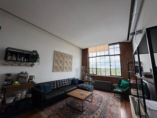 Summer Sublet: Angel/King's Cross Room Main Photo