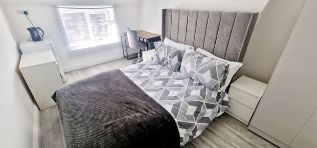 ✨ Bright Double Room- Didsbury Main Photo