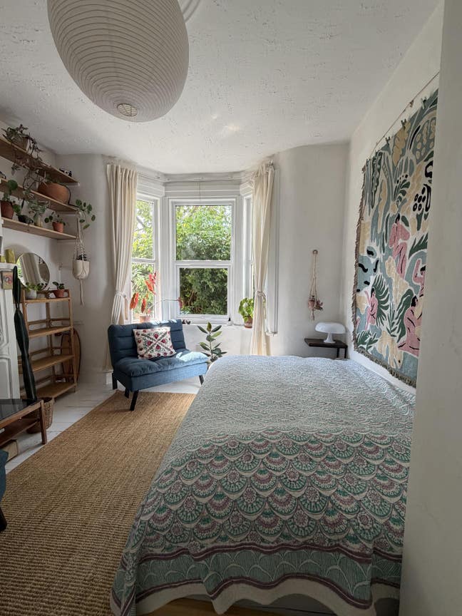 Short- Term Room Sublet - 2-30 June (flexible July Main Photo