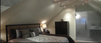 Beautiful double room with en suite central Harrog Main Photo