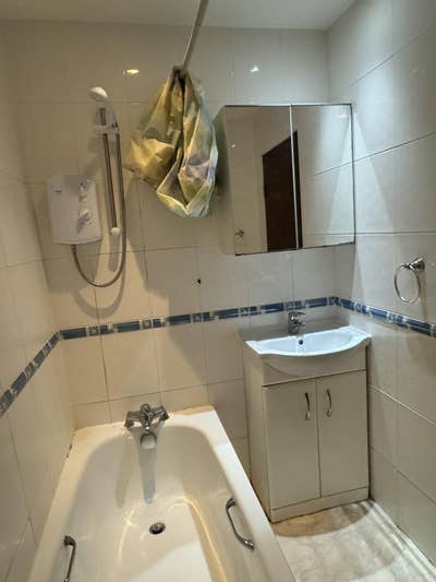 Two Bedroom Flat in Superb Location Main Photo