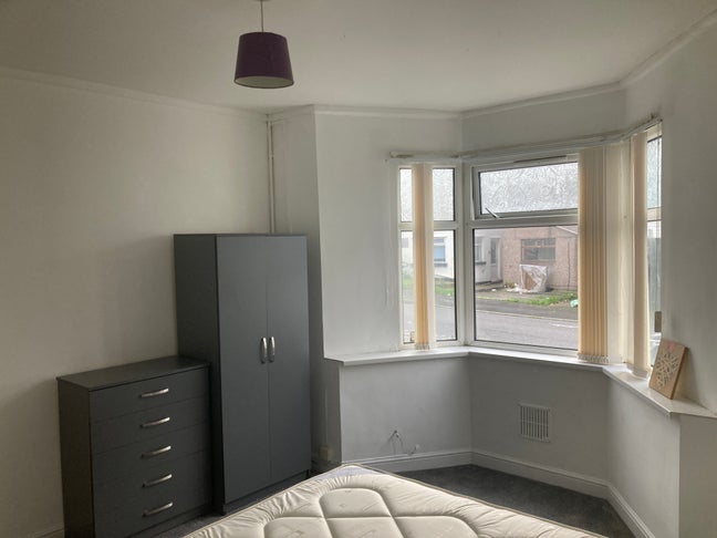 2 x Double Rooms, Cromwell Street Main Photo