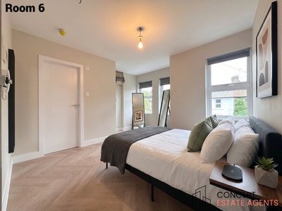 8 ensuite Rooms on Hawks Road, Kingston, KT1 Main Photo