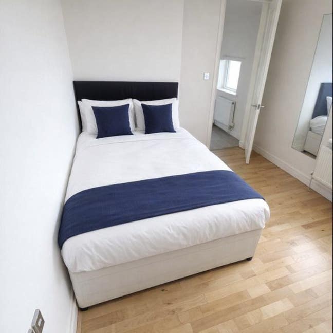 💎 Big Spacious Rooms Next to Clapham Junction Main Photo