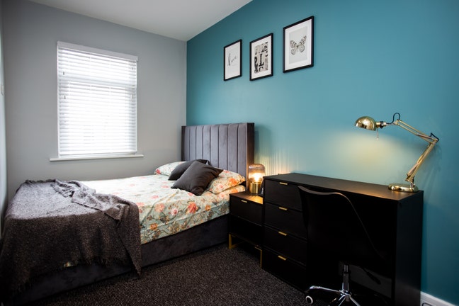 🏡🔥 Amazing Ensuite Room Eccles M30 Main Photo
