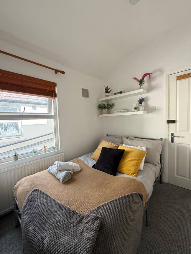 Single Room in NW10 Main Photo