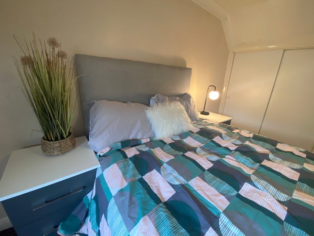 👀Large Room with W/C Norwich Rd ✨ Main Photo