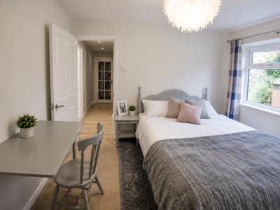 Quiet Garden Room | Double or Twin Main Photo