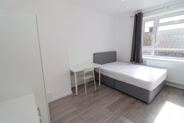 Best Room in White City - Modern Flat -Book it Now Main Photo