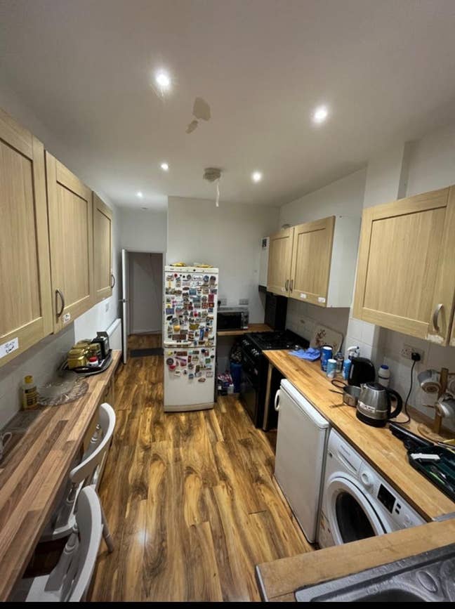 Single room (West Wimbledon SW20) Main Photo