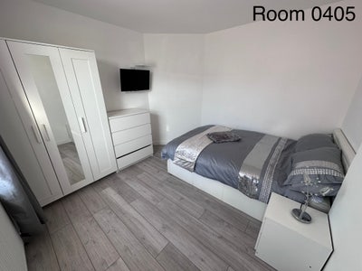 0405- double en-suite near city centre  Main Photo