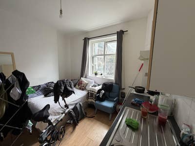 Affordable Fully Furnished Bedsit – Homerton Main Photo