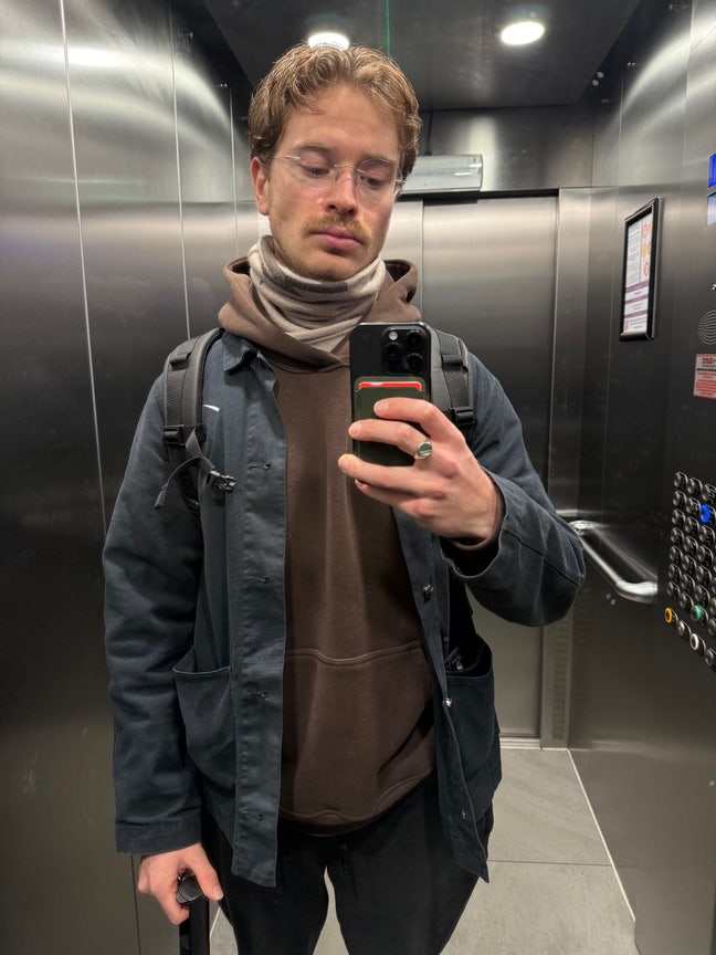 Looking for a room/People to rent house/flat with Main Photo