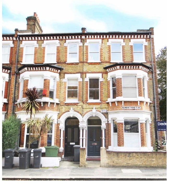 Clapham North property 2 mins from high street Main Photo