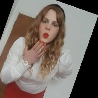 Hi Seeking room to rent  Main Photo