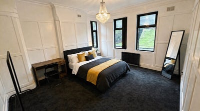 Spacious Bedroom in Victorian Home Main Photo