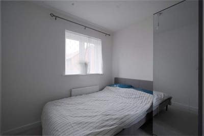 🏡 Beautiful Double Bedrooms Available in SN6 8GP Main Photo