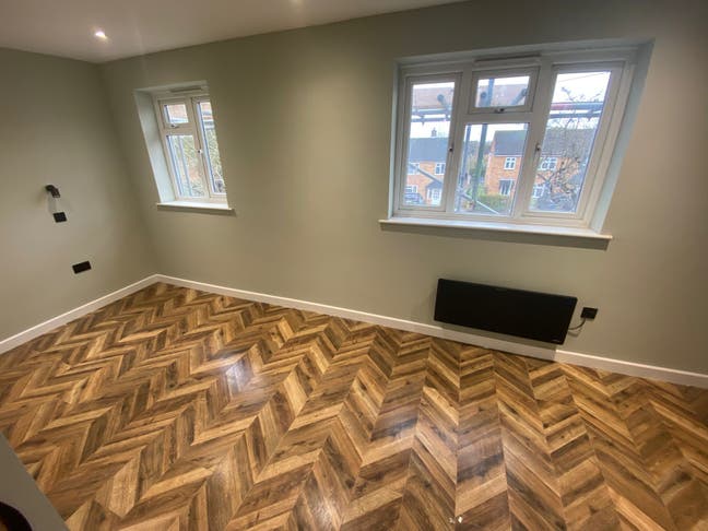 Studio Room Available - Chester Road, Loughton IG1 Main Photo