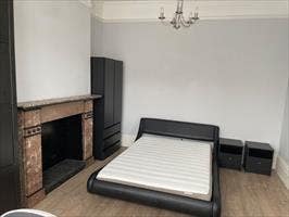 Double Room in shared House Goodmayes near Station Main Photo