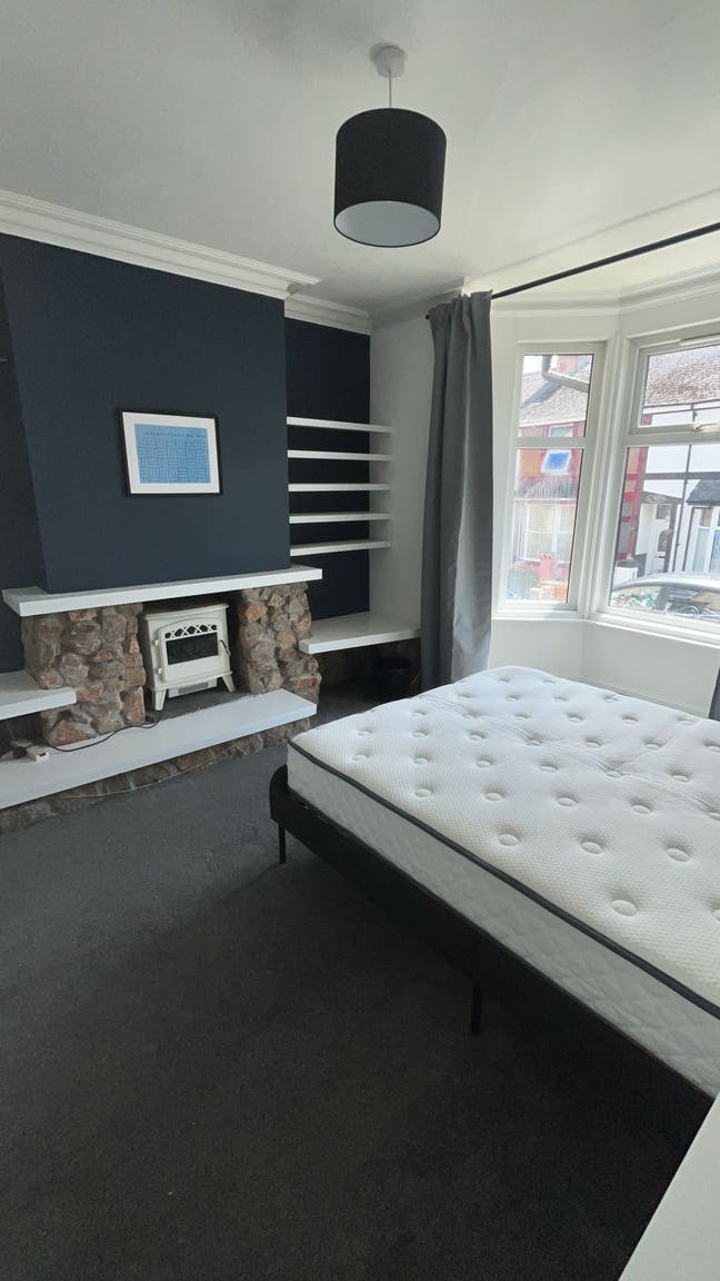 Quiet House Share -Fully Furnished -All Bills incl Main Photo