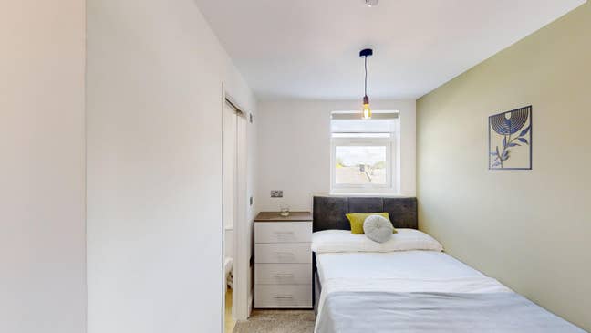 Refurbed Rooms Main Photo