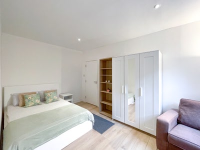 Stunning Double Room in Kensington/Earls Court Main Photo