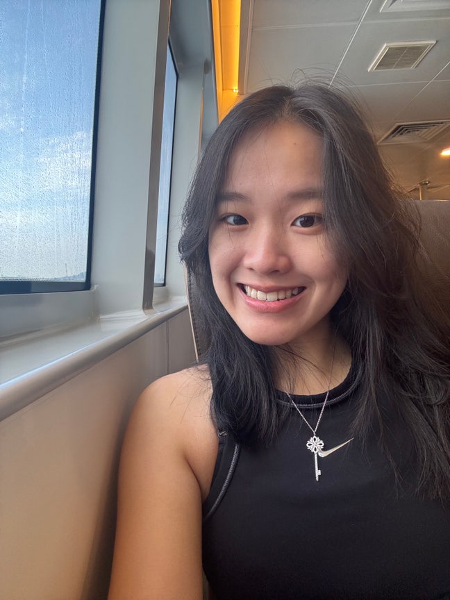 Looking for flatmate/rent! 26 y.o. professional :) Main Photo