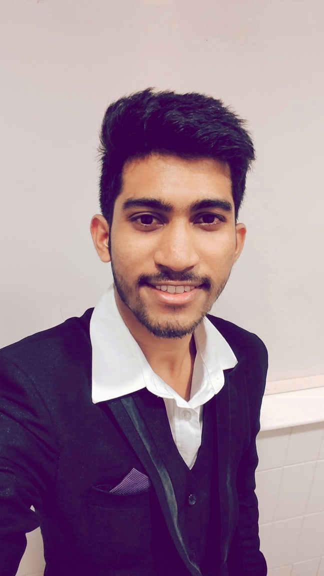 Professional & Student Friendly Housemate Wanted Main Photo