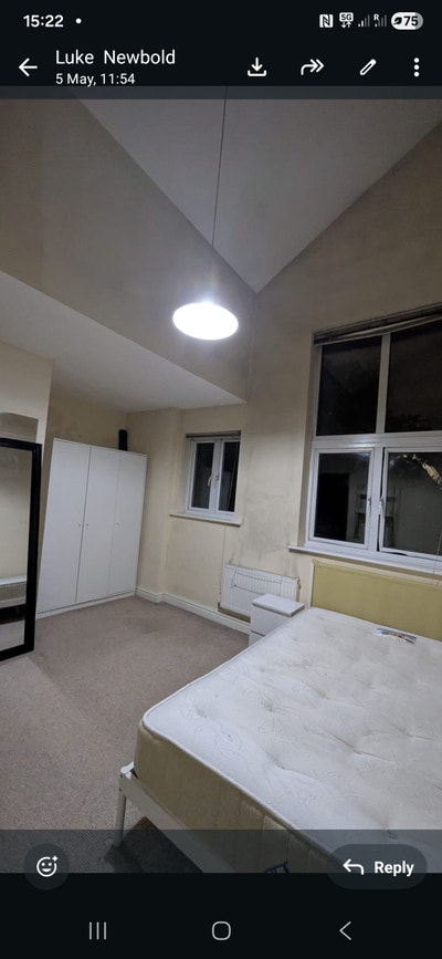 Spacious Double with allocated gated parking  Main Photo