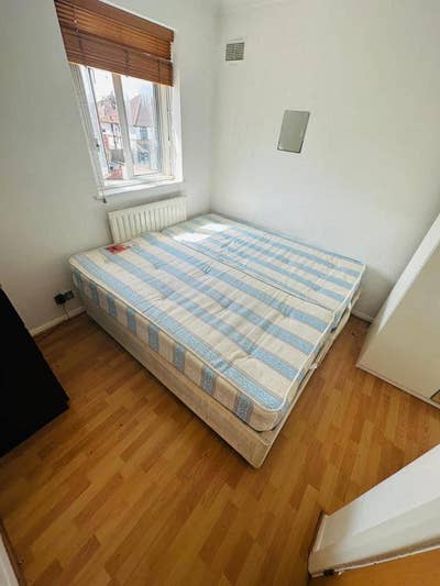 🏡 Single Room 10 Min Away from Metropolitan  Main Photo
